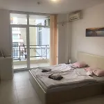 Appartamento Lovely 3 New Furnished Kamelia Sunny *